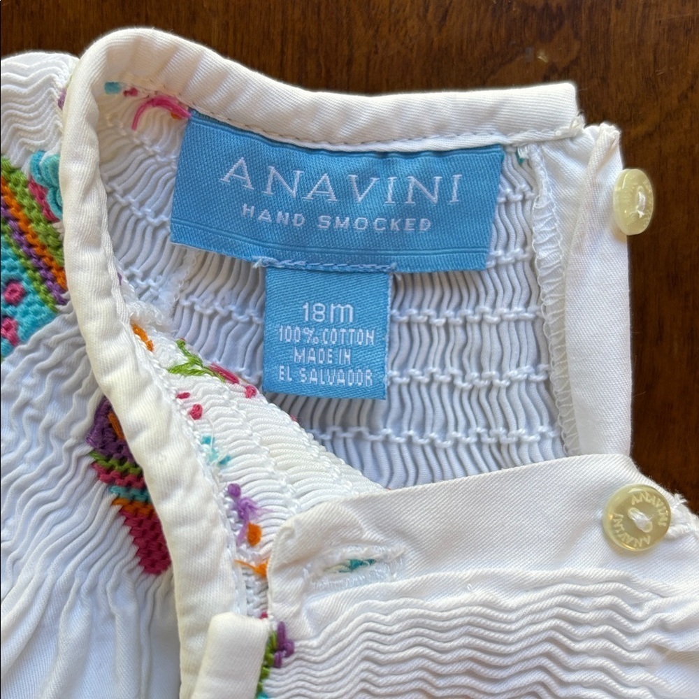 Avavini Hand Smocked White Dress W/Pink And Blue Embroidered Christmas Deco 18M - Picture 2 of 8
